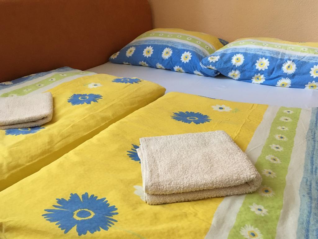 Apartmanovy Dom Кралики Экстерьер фото